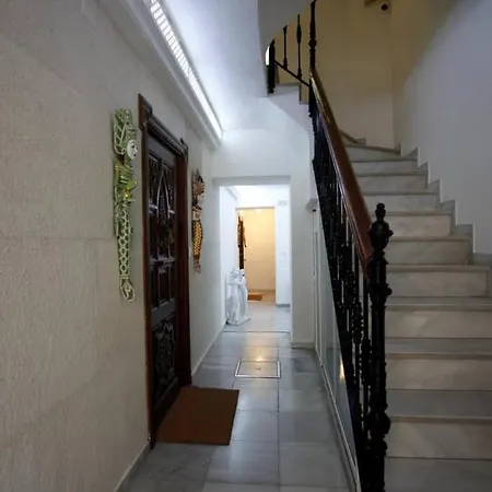 Terraza Tailandia Apartment *